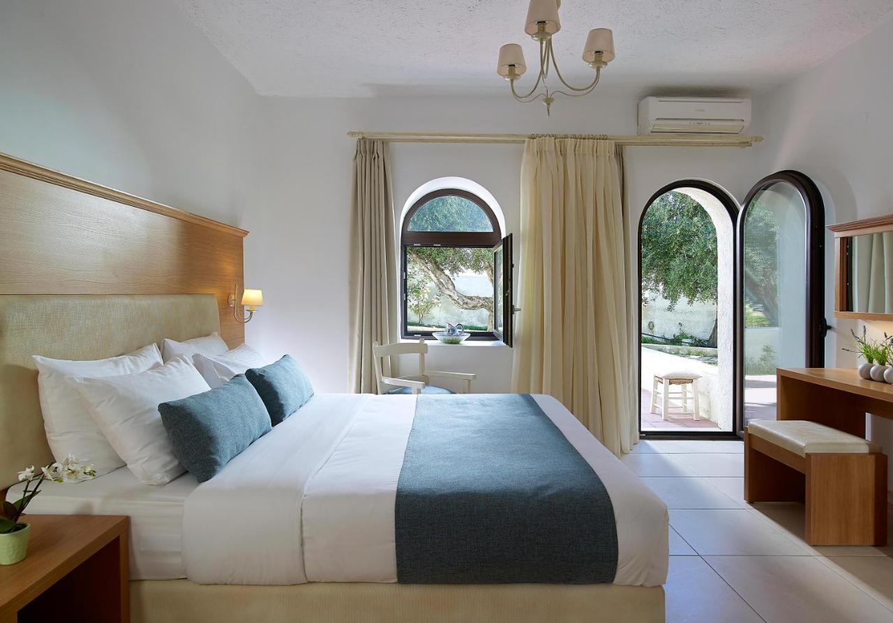 Coriva Beach Hotel & Bungalows Koutsounari Exterior photo